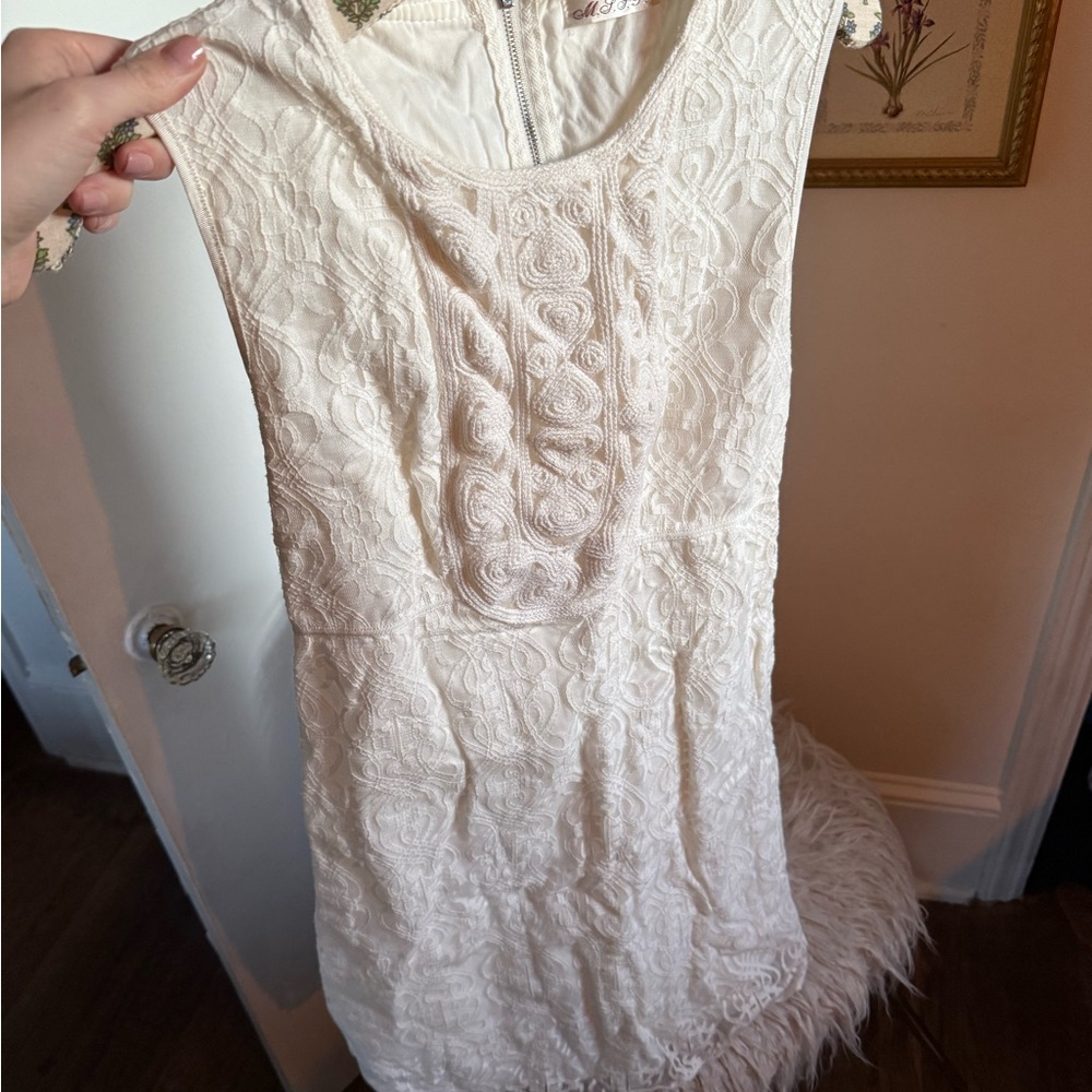 Elegant White Lace Dress